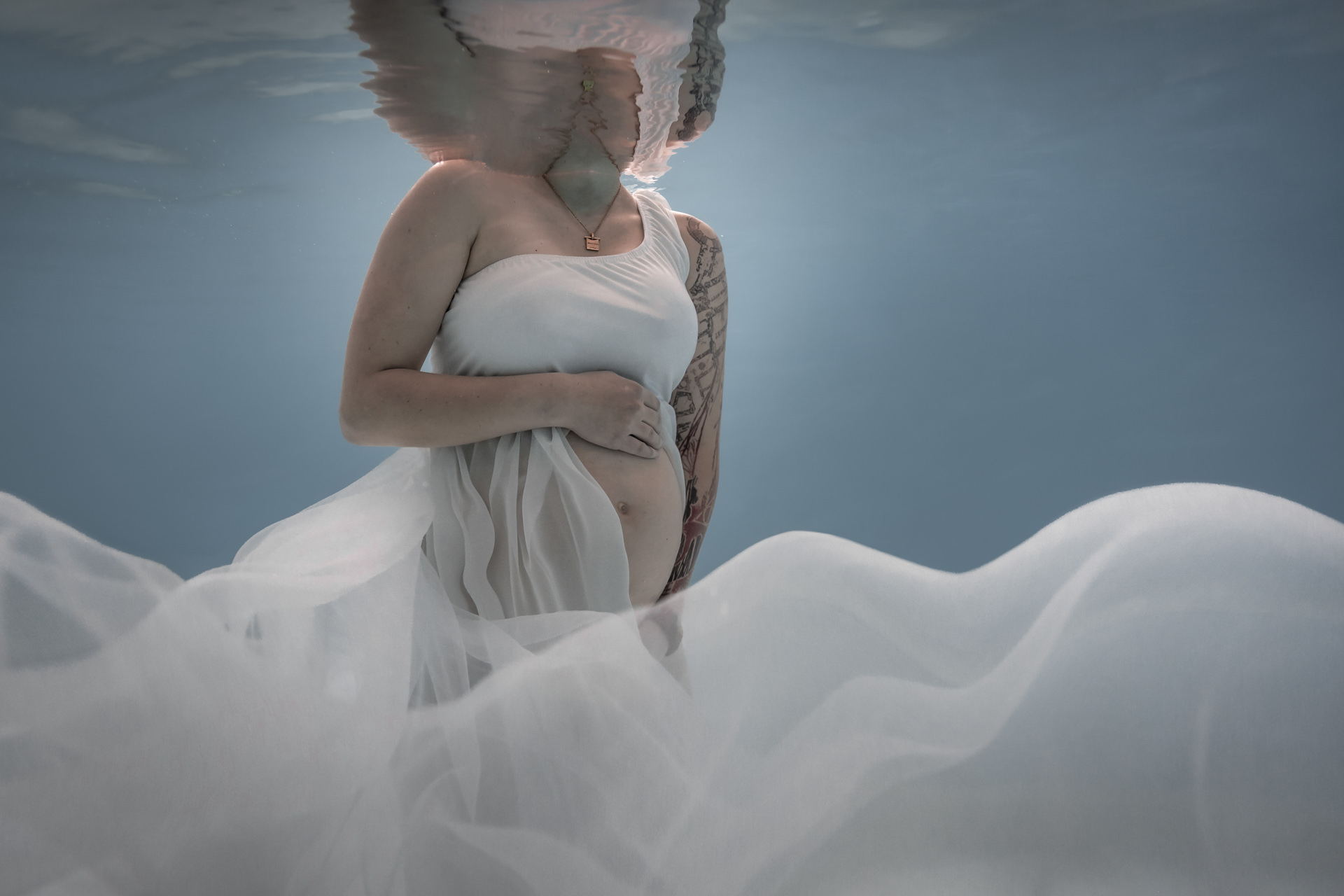 portrait grossesse piscine Nantes
